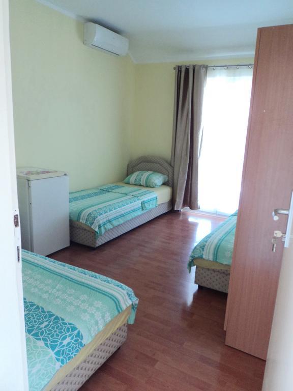 Guest House Pajovic Kotor Exterior foto