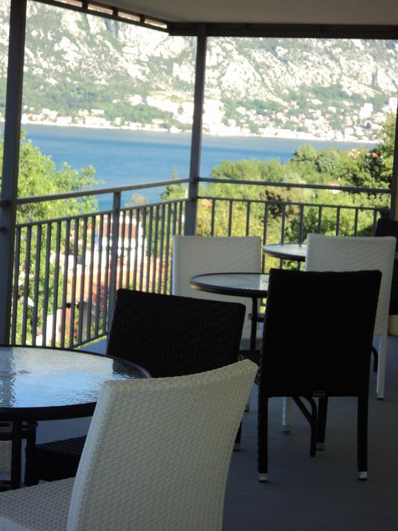 Guest House Pajovic Kotor Exterior foto